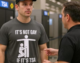 Drôle TSA Pat Down Shirt Humour Travel Tee Confort Couleurs 1717 Coupe Ample Graphique Vacances Sécurité Aéroport Blague Cadeau pour les voyageurs