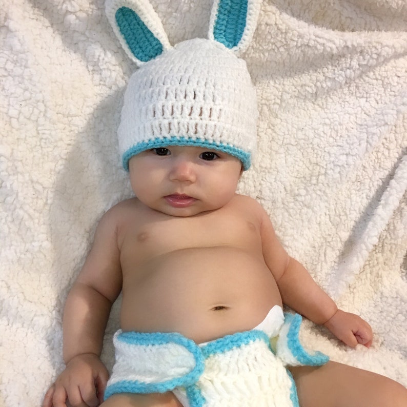 Knit bunny outfit