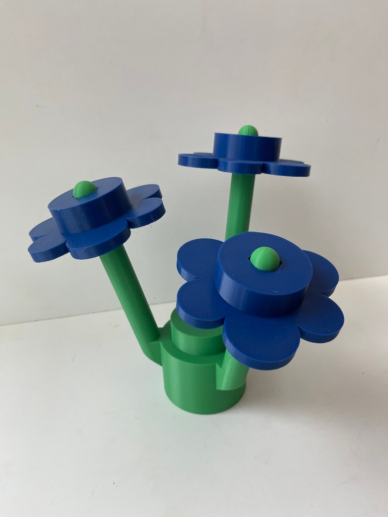 3D Printed Large LEGO Inspired Brick Flowers image 6