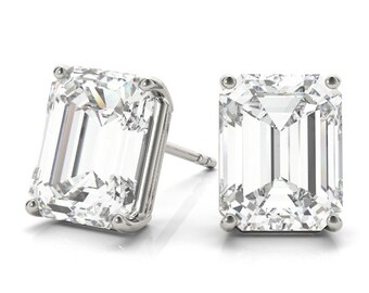 Pendientes de diamantes talla esmeralda de 5 quilates, calidad F VS. Pendientes de diamantes talla esmeralda de 5 quilates. Peso total de los pendientes: 5 quilates.