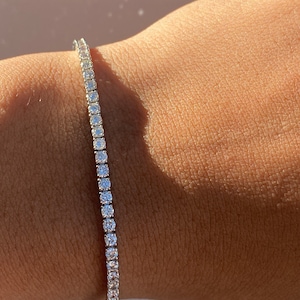 3.5 Carat Diamond Bracelet, 3.5 Carat Diamond Tennis Bracelet, White Gold Diamond Tennis Bracelet. 14K White Gold Diamond Bracelet.