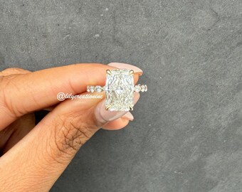 14K Yellow Gold 4 Carat Radiant Diamond Engagement Ring, Single Prong Diamond Engagement Ring, Minimalist Diamond Engagement Ring.