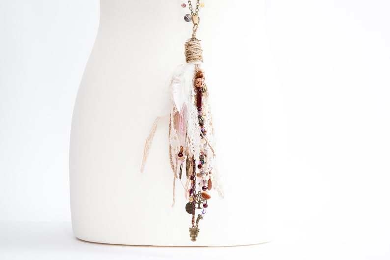 LADY LACE Mixed fibre necklace with recycled sari silk and beads.