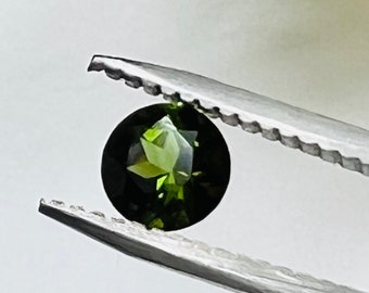 1.04 Carat 100% Natural Untreated Green Tourmaline  - Very Clean Round Cut  Loose Gemstone - Ethically Sourced - 45th Anniversary
