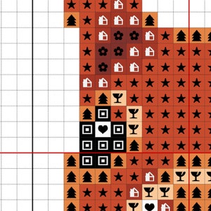 K&ouml;nnte beinhalten: Kreuzstichmuster mit einem braunen B&auml;ren mit einem Herzen, Sternen, B&auml;umen und Gl&auml;sern. Das Muster befindet sich auf einem wei&szlig;en Gitterhintergrund.