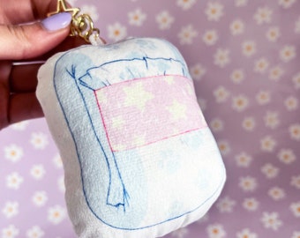 Diaper keychain 4"