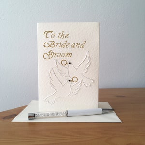 Colombe de mariage, couple heureux, carte religieuse faite main