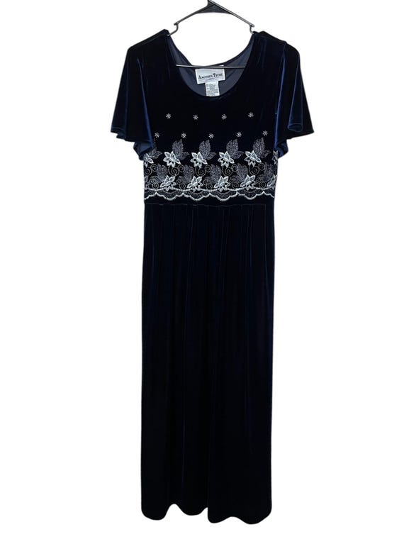 blue velvet floral dress Everley Velvet Maxi Dress