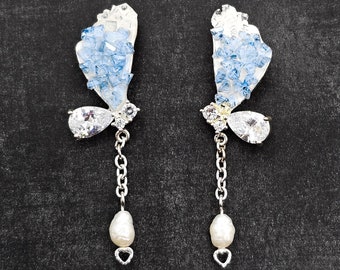 Blue crystal earrings. Pearl earrings. Real pearls. Freshwater pearls. Heart earrings. Hombre earrings. Silver earrings. Sterling silver.