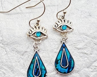 Abalone shell. Abalone earrings. Turquoise crystals. Crystal earrings. Handmade. Teal. Turquoise earrings. Eye of protection. Evil eye.