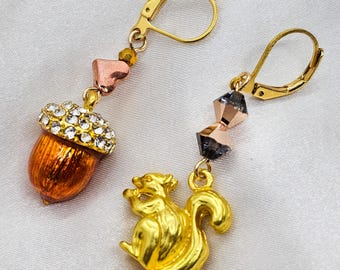 Acorn earrings. Squirrel earrings. Gold earrings. Crystal earrings. Swarovski crystals. Bronze. Fall earrings. Autumn. Heart jewelry. Animal