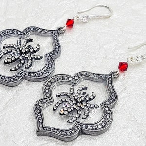 Spider earrings, red crystals, black crystals, silver earrings, Halloween, holiday earrings, spider jewelry, resin earrings, illusion
