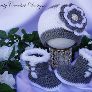 Crochet Hat, Newborn Hat, Crochet Booties, Newborn Booties, Baby Gift, Baby Shower Gift, Photo Prop, Matching Set, Hat and Booties