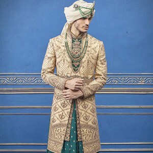 Golden color Wedding Sherwani for men,sherwani for groom,groom dress for wedding,sherwani,designer sherwani,sherwani for men wedding