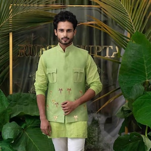Seide Kurta Pyjama mit Nehru Jacke, Nehru Jacke mit Kurta Pyjama, Hochzeitskleid Für Männer, Kurta Pyjama mit Jacke, indischer Taillenmantel, Weste