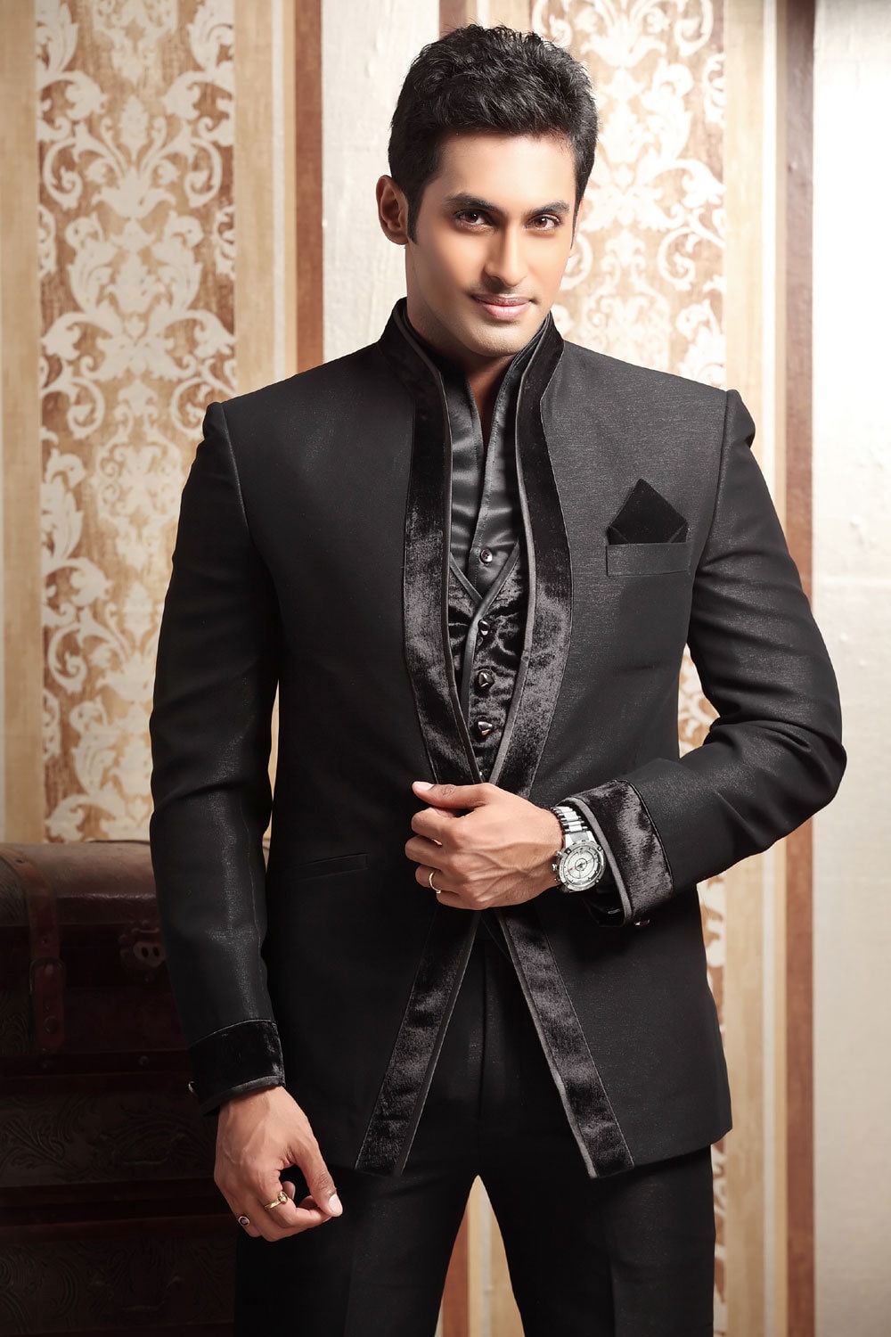 Buy Wedding Suits for Men - Indian Wedding suits for Men, Designer