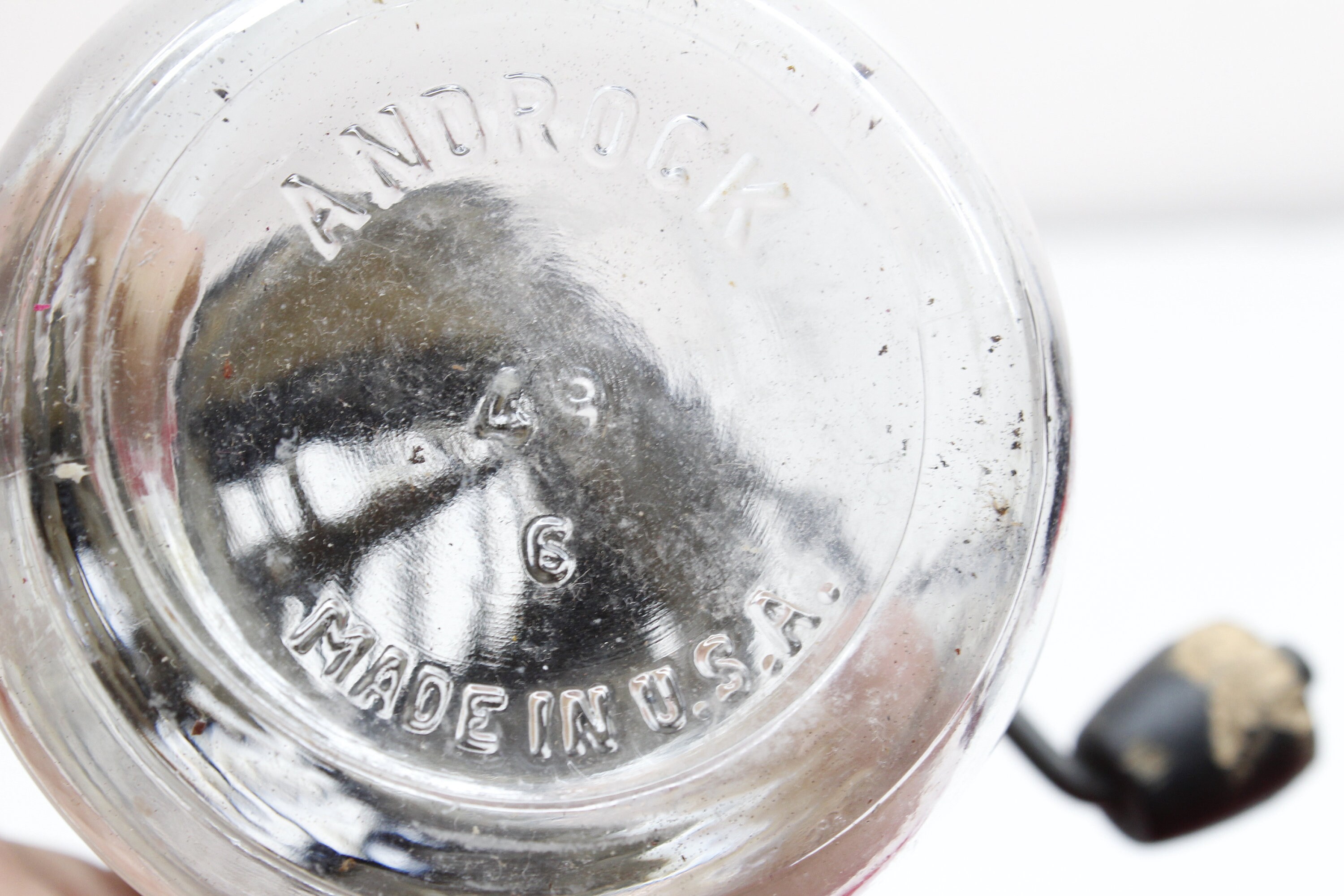 Vintage Androck Nut Grinder/ Glass Jar Nut Chopper With a Crank/  Kitchenware/ Vintage Home Decor 