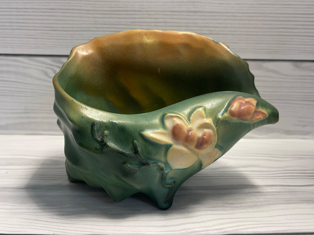 Vintage Roseville Pottery Magnolia Conch Shell Planter/ Vase Etsy