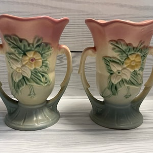 Vintage Hull Pottery Art USA Flower Vase Pink/ Blue/ Yellow - W-3-5 1/2