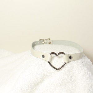 White Patent Leather Sweet Heart Collar