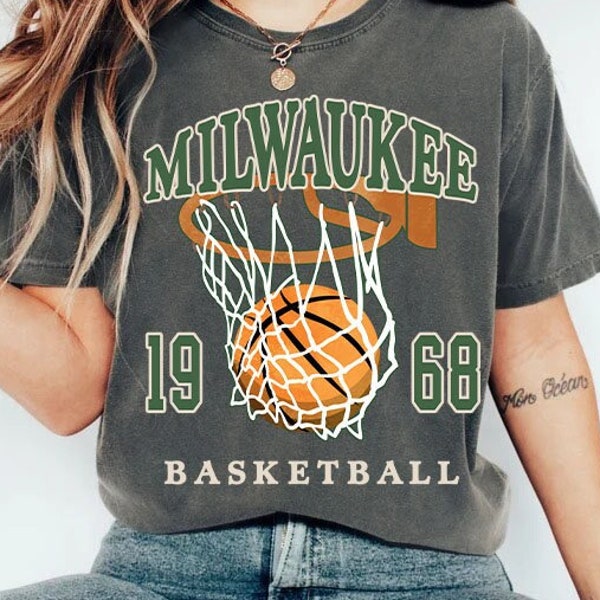 Comfort Colors Milwaukee Basketball Shirt, Milwaukee Basketball Sweatshirt, Vintage Style Milwaukee Basketball shirt, Milwaukee Basketball