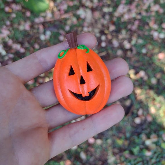 Jack O Lantern Pin, Halloween Pumpkin, Glow in the Dark, Fall
