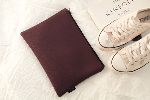 waterproof clutch
