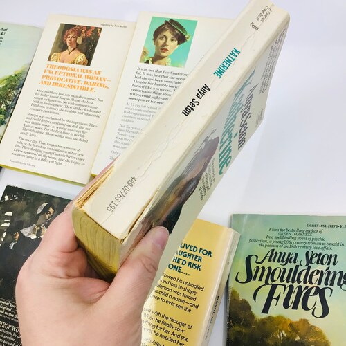 Anya Seton Lot 10 Vintage Gothic shops Romance PB Books Dragonwyck Green Darkness Katherine Winthrop Woman Devil Water Turquoise Avalon