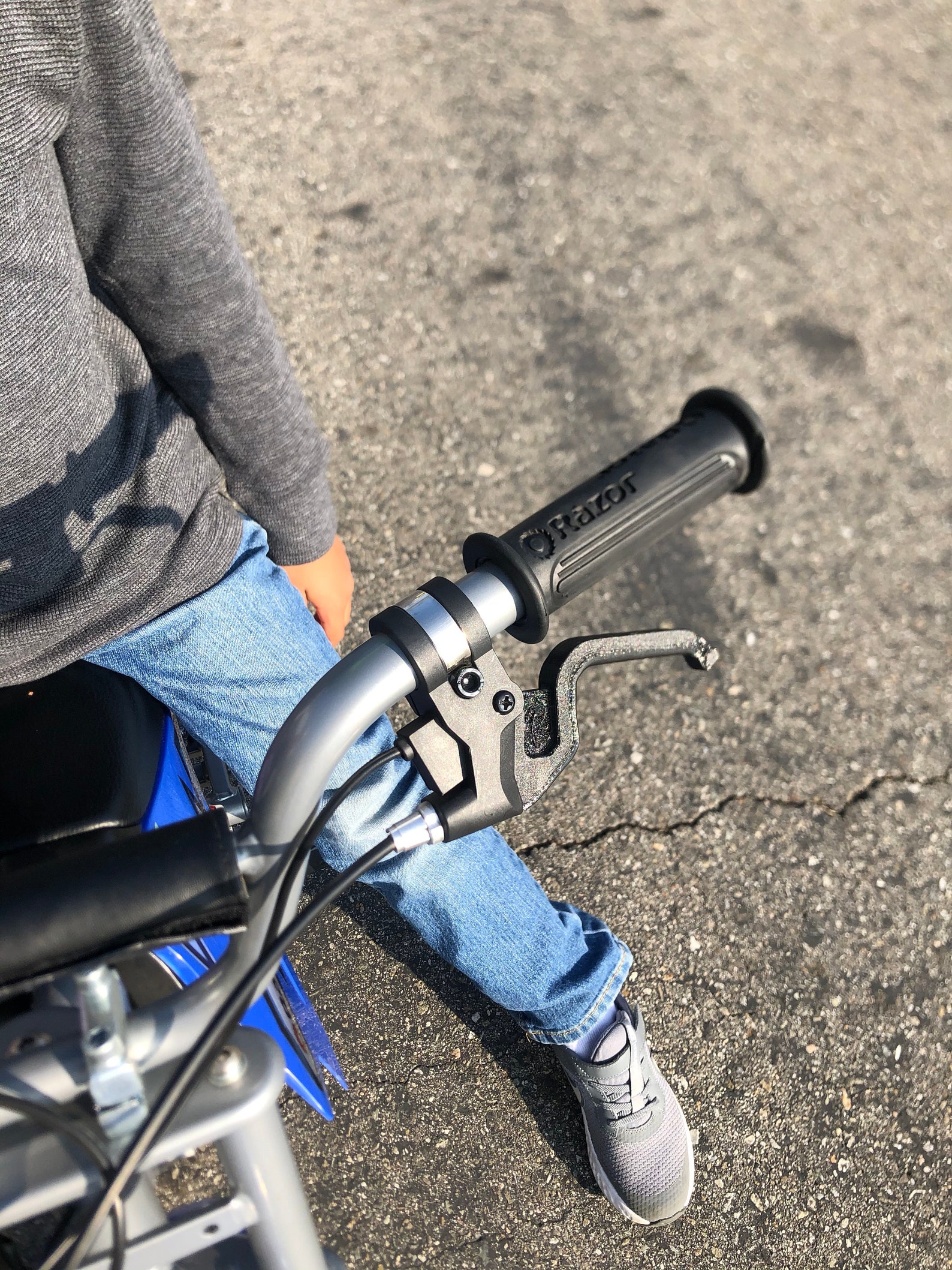 Half Throttle Grips /MX400 Left Brake Lever OEM Replacement Part