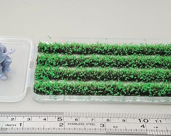 JHT - Green Weiyang Strip Flower Cluster - Self Adhesive Grass Tufts - 8mm height x 108mm long 4per pack