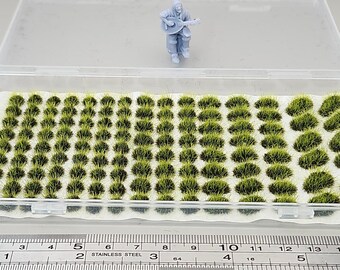 JHT - Tender Green Model Grass Clusters - Self Adhesive Grass Tufts - 5mm height x 8/10mm round, 8x12mm/10x15mm oval base