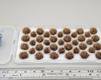 JHT - Winter Model Grass Clusters - Self Adhesive Grass Tufts - 5mm height x 3/9mm base