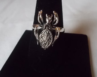 Sterling Silver~Poison Ring~Spider~925 Fine Jewelry~Size~9 3/4~Snuff~Locket~Pill Box Ring~Mens~Womans~Harley Rider~Hippie