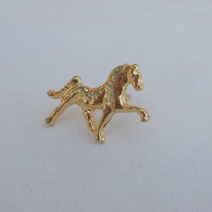 Tennessee~Walking~Horse~Pin~Hoed~Revers~"Horse Show Card"~Pin~Gaited~Horse~Saddlebred~Equestrian~Jas~Pin~NOS~Horse~Pony Club~Accessoire