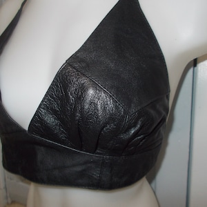 Genuine~Leather~Halter Top~Crop Top~Bra~Black~Yoke Front~Biker~Motorcycle~Rider~90&#39;s~Old Stock~Sexy~Biker Rally~Sz.~Sm.-M~SUPER NICE