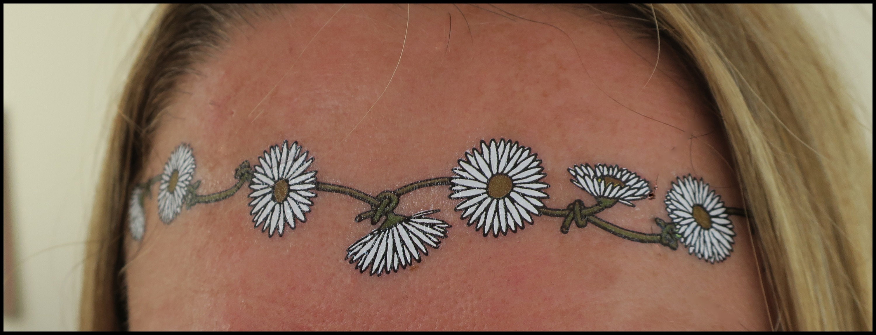 Funky Festival Flower Temporary Tattoos Pretty Daisy Chain