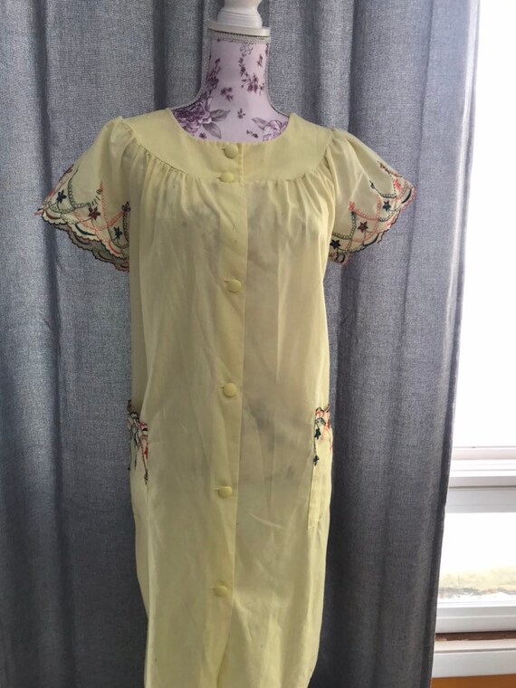 Vintage housecoat