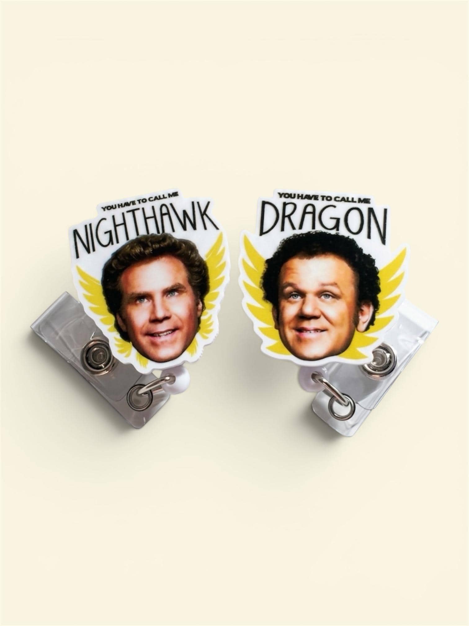 ミュージシャン DISH// TRIANGLE Random ID photo Sticker Step Brothers Badge Reel, Funny ID Holder, Nighthawk/dragon
