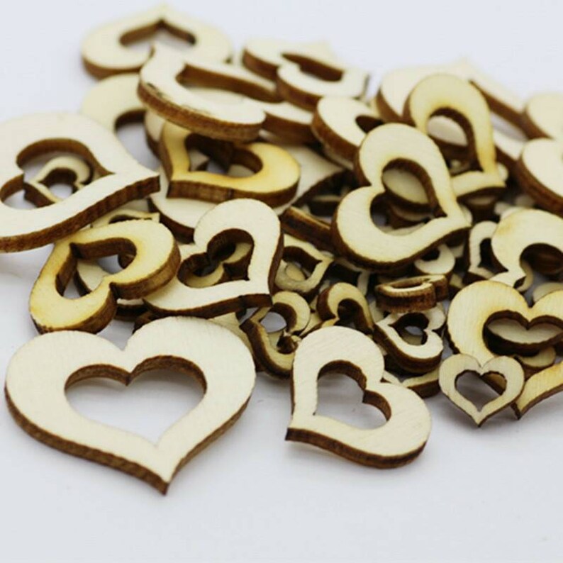 50pcs 40mm30mm20mm10mm Mixed Rustic Wooden DIY Hollow Wood Love Heart Wedding Table Scatter Decoration Accessories