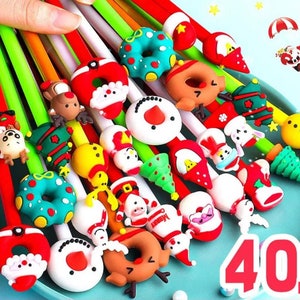 40Pcs/Lot Cute Christmas Themed Gel Pen 0.5mm Black Ink Kawaii Christmas Tree Elk Santa Gift Bear Pens School Office Stationary