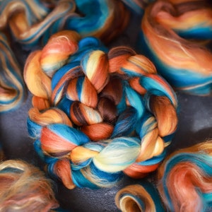 Roving / Merino Wool Tops / Blends wool for spinning and felting / Handblended Wool / Hand-pulled wool / sunset canyon