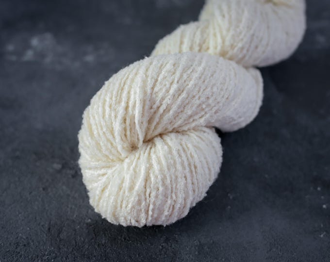 Undyed Merino Yarn Boucle, wool for dyeing