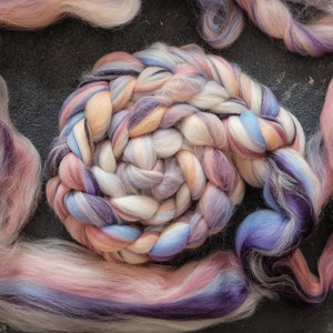 Roving Merino Wool Top Blends for spinning and felting / Merino comb for spinning and felting / Wind Dancer