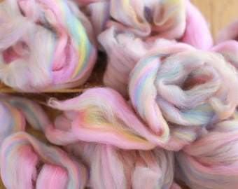 Sample combed top / Roving / Merino Wool Tops / Blends wool for spinning and felting / Handblended Wool / Handgezogene Wolle rainbow 2