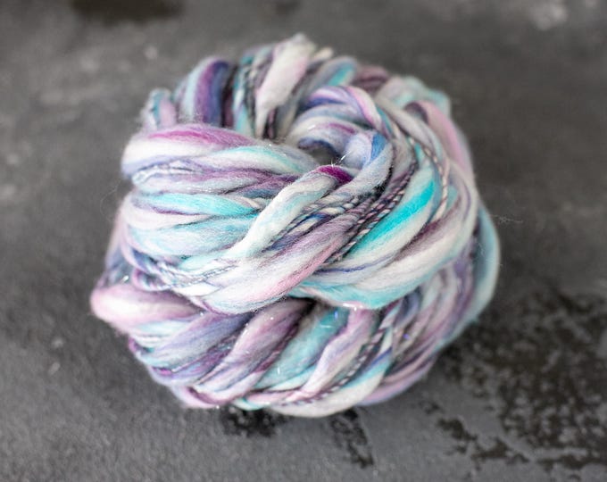 Art Yarn handspun , Handspun effect yarn Merino wool slub thick and thin, with glitter