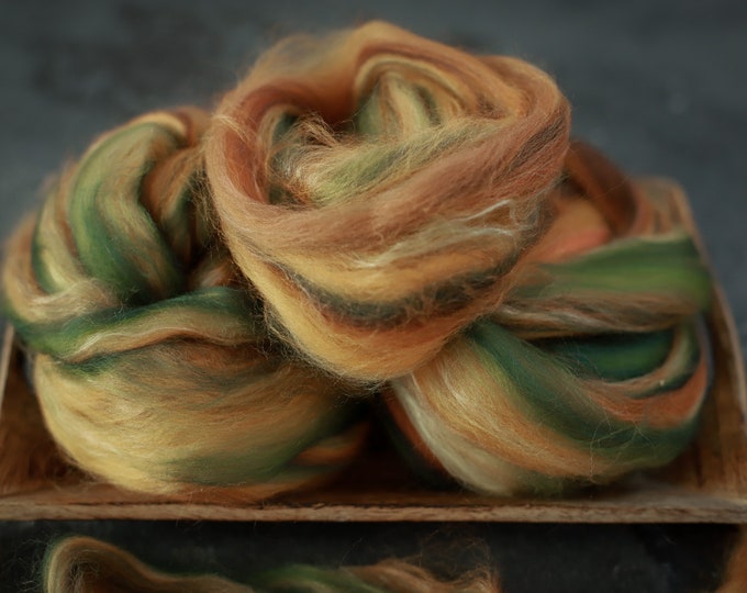 Sample combed top Roving / Merino Wool Tops / Blends wool for spinning and felting / Handblended Wool / Hand-pulled Wool / Earth