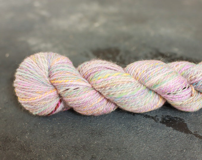 HANDSPUN Yarn / Handspun effect yarn / Merino wool knitting yarn with silk