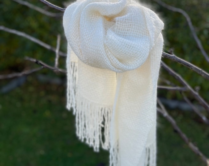 Mohair scarf handwoven / ivory-white wedding stole / wedding wrap / bridal fashion wrap scarf / bridal shawl