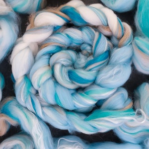 Silk Wool Roving / combed top / for spinning and felting / sea weave / Light blue image 1