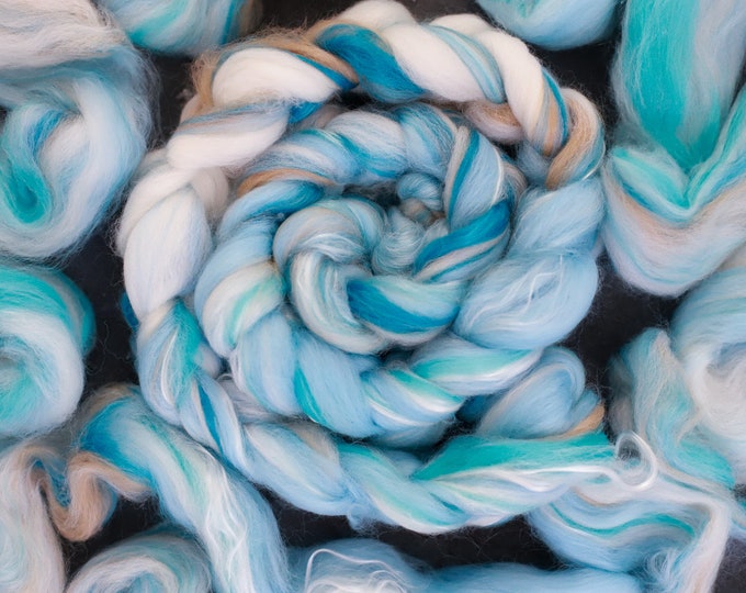 Silk Wool Roving / combed top / for spinning and felting / sea weave / Light blue